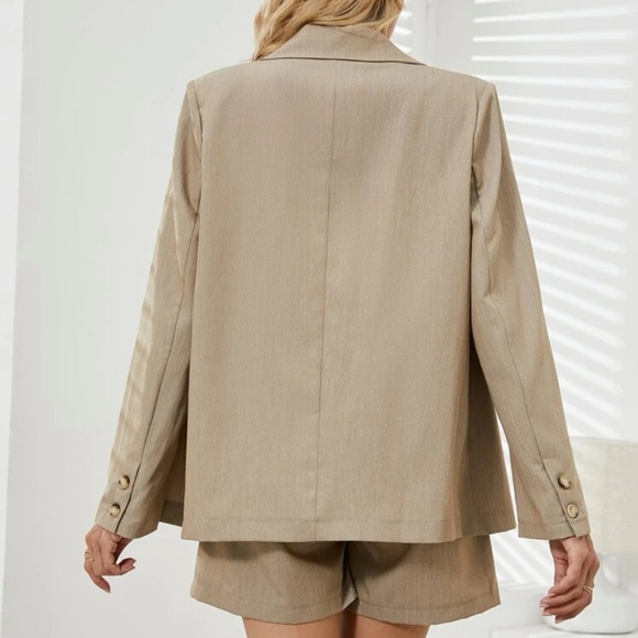 Sold out - Picture 3 of 5